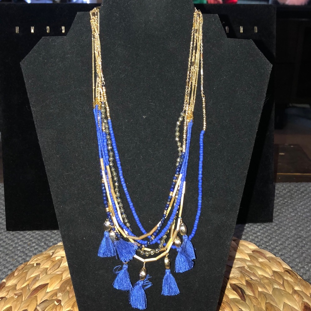 Pretty multi chain Stella & Dot Necklace